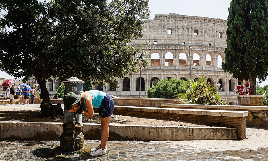 Жаркая погода в Риме, Италия