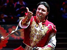 "Вот как надо бить тигра, чтобы он понял": В сети появилось видео дрессуры Эдгарда Запашного