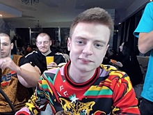 Стример Mellstroy пообещал красноярской школьнице 6 миллионов за вирусное видео