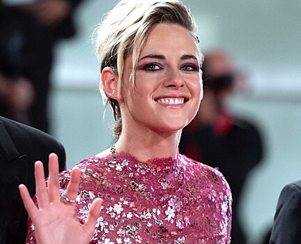 Было — стало: как Кристен Стюарт прошла путь от пацанки до иконы стиля и роли принцессы Дианы