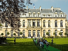 Во Франции не намерены менять политический курс