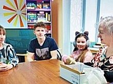 Воспитанники Семейного центра «Зеленоград» встретились с активистами Центров московского долголетия