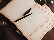 Умер в 87 лет советский сценарист Борис Сааков