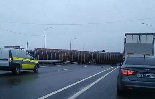 Тюменец заплатит 9 млн рублей за разрушенный пешеходный переход