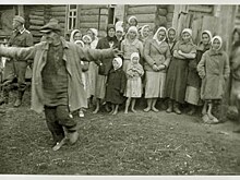 Актёры просят омичей поделиться вещами