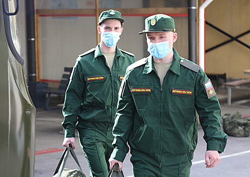 Более 450 призывников отправились со сборных пунктов субъектов РФ для прохождения военной службы в научные и научно-производственные роты ВС РФ