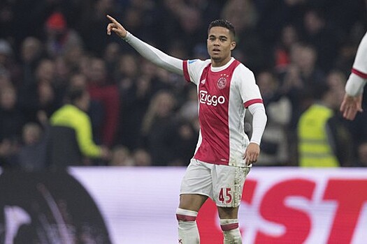 Патрик Клюйверт признался, что мечтает о переходе сына в "Барселону"