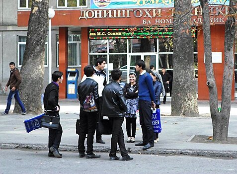 Лучший из лучших: в Таджикистане выберут студента года