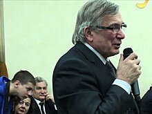 Гроховский: падение метеорита на Землю не несет угрозы