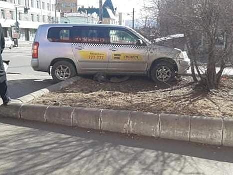 Женщину сбили на перекрестке Бабушкина-Бутина в Чите