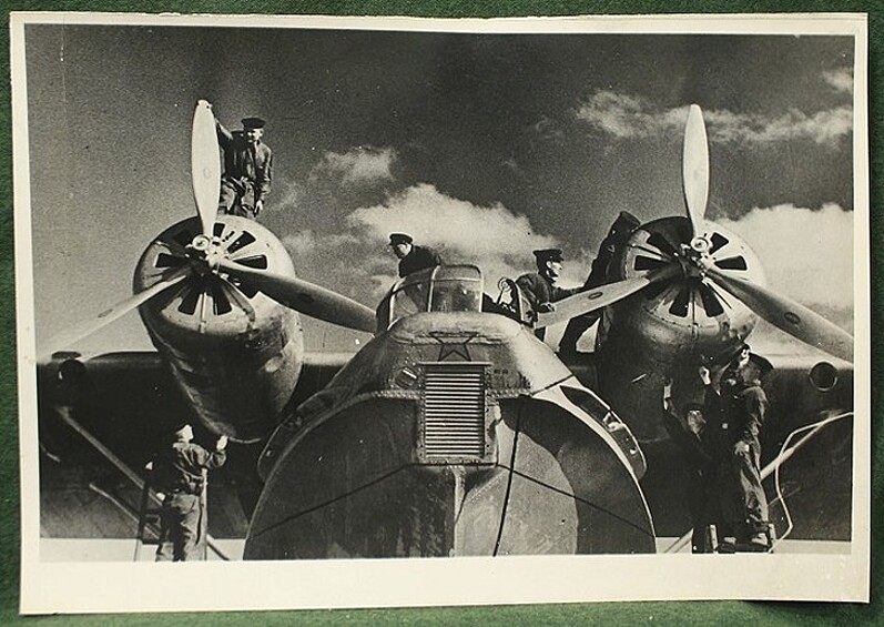 Гидросамолет Consolidated PBY Catalina. Летающая лодка и амфибия, в 1938—1940 годах 27 таких самолетов были выпущены в Таганроге.