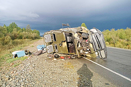 В Туве после ДТП с пятью погибшими уволили министра и главу Авиалесохраны