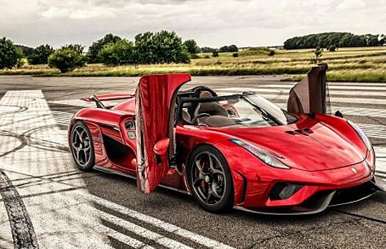 Гиперкар Koenigsegg Regera разогнали с места до 321 км/ч