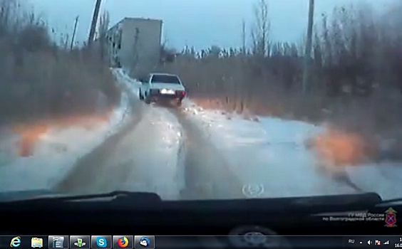 Погоня по бездорожью за водителем-лихачом в Котово попала на видео