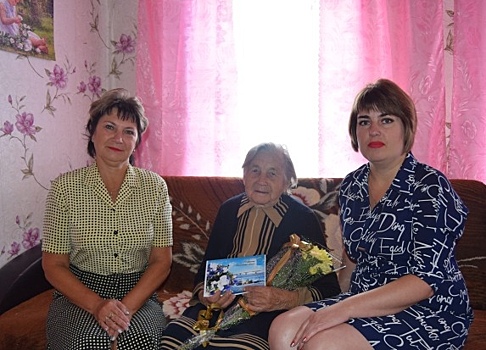 Долгожительница из Саратовской области отпраздновала 103-й день рождения