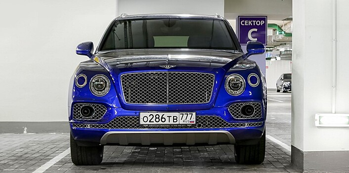 Названы самые продаваемые роскошные автомобили в России
