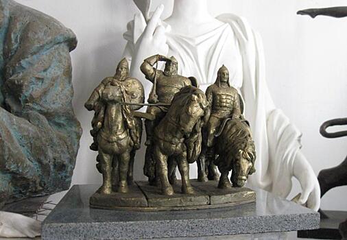 В Кирове предлагают установить скульптуру «Три богатыря»