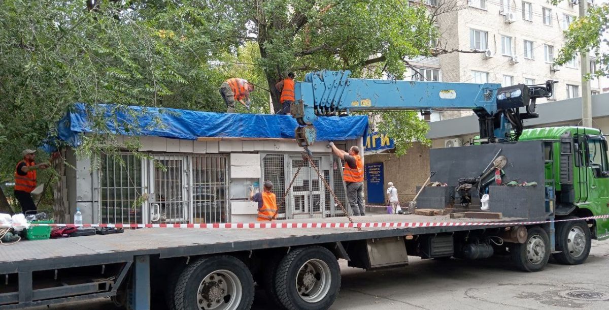 На Дону начали ликвидировать незаконные торговые объекты