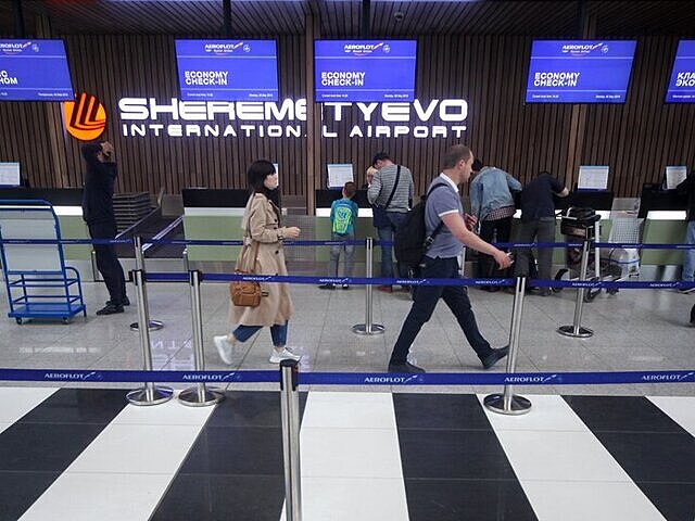 Шереметьево возобновил прием и отправление рейсов после непогоды