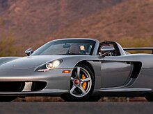 На торги выставлен 17-летний суперкар Porsche Carrera GT