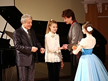 Юные таланты получили именные стипендии от мэра Омска Оксаны Фадиной