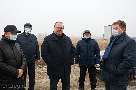 Мельниченко проинспектировал ряд объектов в Иссинском районе
