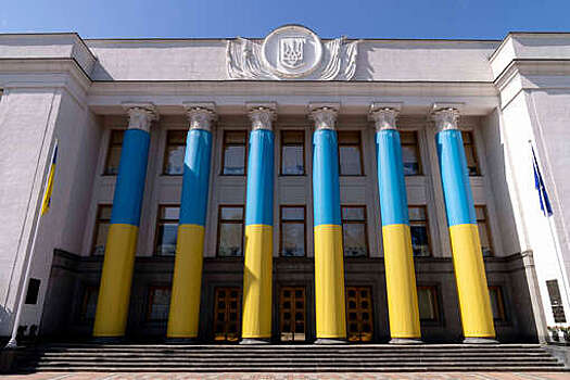 Партия Порошенко "Европейская солидарность" выступила против выборов на Украине