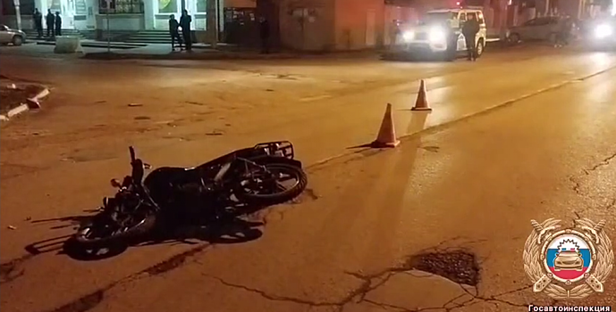 В Миллерово в ДТП пострадал несовершеннолетний водитель мопеда