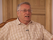 Внебрачный сын Владимира Жириновского доказывает родство с политиком через суд