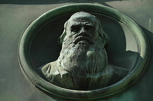 Кулибин, Толстой и Рахманинов: самые знаменитые Левши и левши в истории России