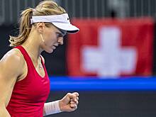 Самсонова вышла во второй круг турнира в Аделаиде