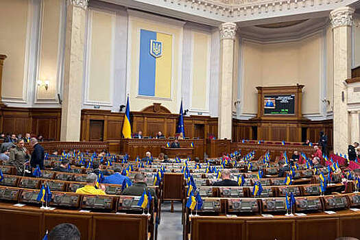 "Страна.ua": 38 депутатов Рады пропустили заседание из-за вспышки заболевания