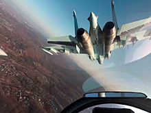 «Соколы России» разыграли воздушный бой в небе Приморья