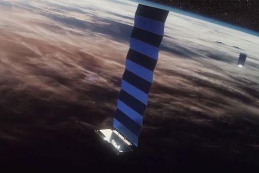Компания SpaceX вывела в космос еще более 50 мини-спутников для Starlink