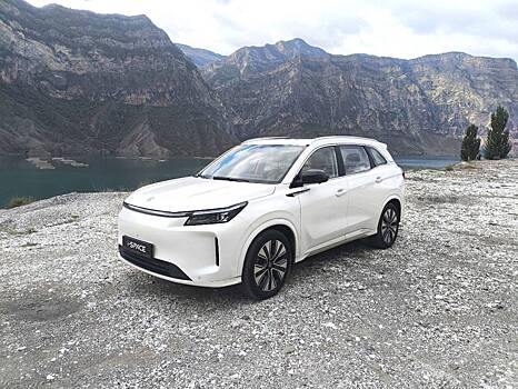 Стало известно, что изменилось в обновлённом кроссовере Evolute i-Space