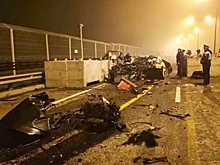 На Крымском мосту в ДТП погибли два человека, последствия аварии сняли на фото