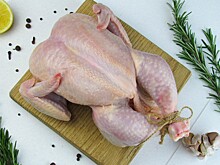 «Дамате» выдает продуктовые наборы сотрудникам, которые не могут завести птицу в ЛПХ