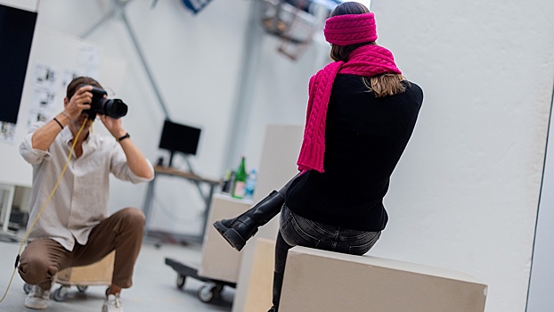 В МВД раскрыли новую схему мошенников с фейковыми фотосессиями