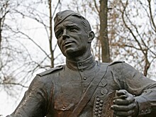 Как кумиром солдат стал придуманный герой