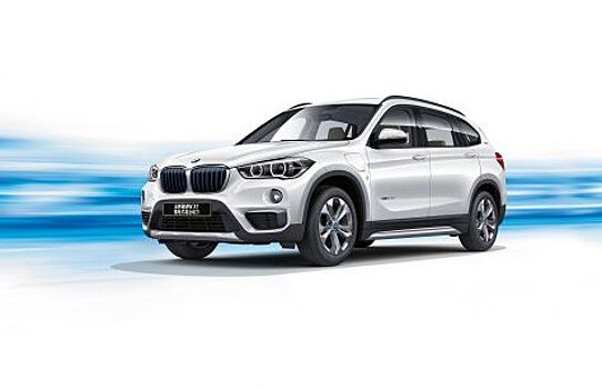 Гибридный BMW X1 обновили