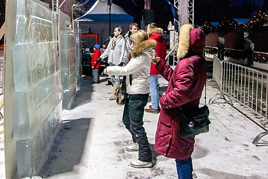 В «Сокольниках» появились ледяные плиты для рисования