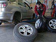 Автоэксперты посчитали преждевременной смену летней резины на зимнюю