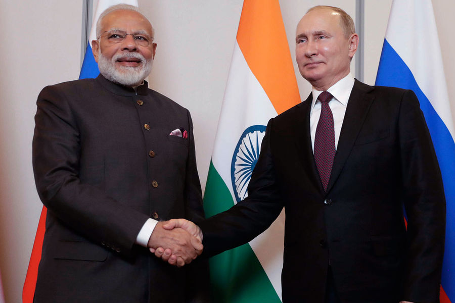 Песков прокомментировал сообщения СМИ о приглашении премьера Индии в Россию