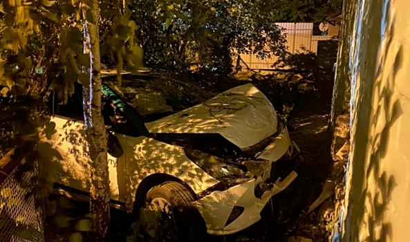 В Волгограде в ДТП с машиной каршеринга пострадали два человека