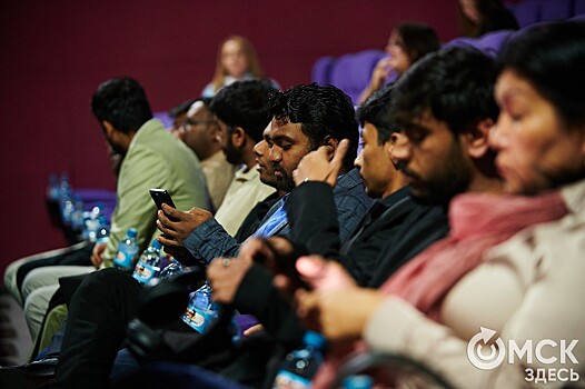 Кубинские танцы и вкус Италии в Омске. Иностранцы рассказали о жизни в Сибири