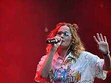 Врачи запретили Монеточке* выступать