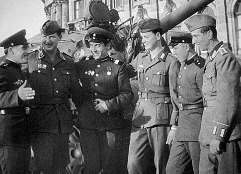 Как солдаты СССР относились к немцам после войны