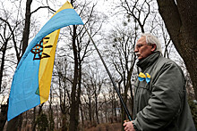 В Полтавской области Украины снесли памятник русскому ученому Ивану Мичурину