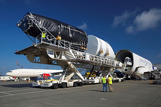 НАСА разрабатывает литий-воздушные аккумуляторы для самолетов