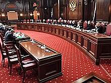Муниципальные депутаты готовятся идти в Конституционный суд
